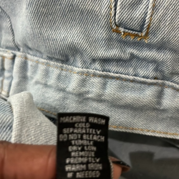 jacket Rue 21 Large Graffiti graphic embellished jean Jacket with hood size L - Picture 6 of 11